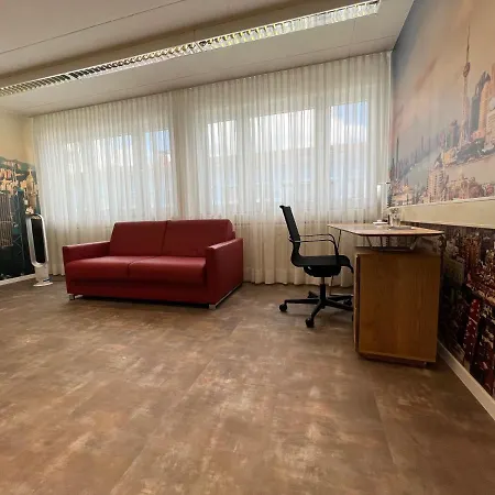 Commune88 East * فريدريشسهافن