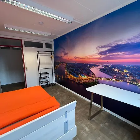 Semesterbostad Commune88 East *