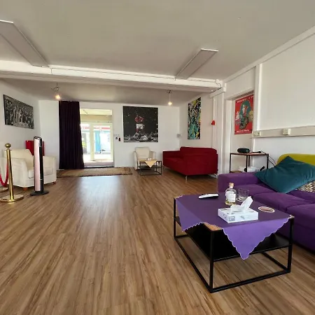 Commune88 East