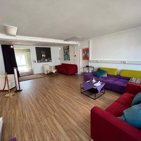 Holiday home Commune88 East *