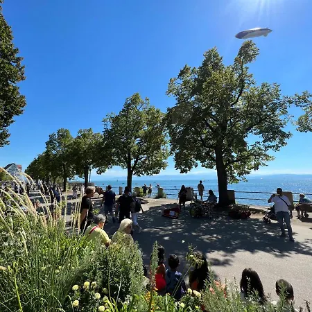 Semesterbostad Commune88 East *